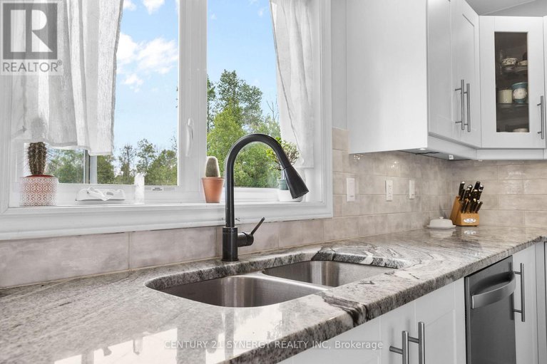 29064547/2425-ferguson-falls-road/drummond-n-elmsley-drummond-twp/drummondnorth-elmsley/ontario/K0G1K0_12