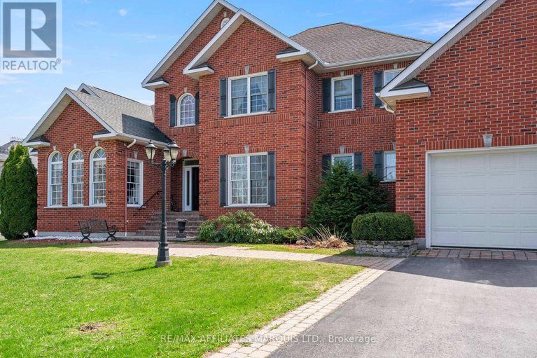 28238888/6274-karen-drive/south-glengarry-lancaster-twp/south-glengarry/ontario/K0C1E0_3