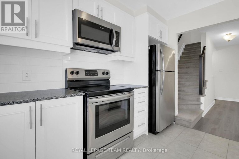 28828874/452-riverboat-heights/half-moon-bay/ottawa/ontario/K2J6K1_15