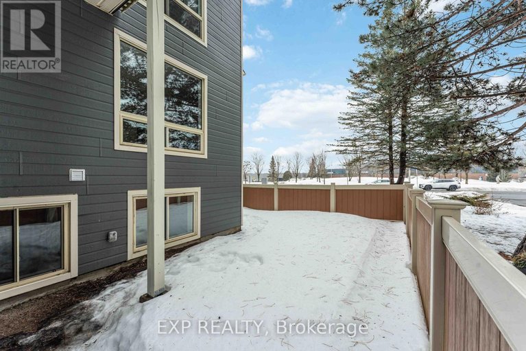 29444282/45a-802-st-andre-drive/hiawatha-parkconvent-glen/ottawa/ontario/K1C4R3_71