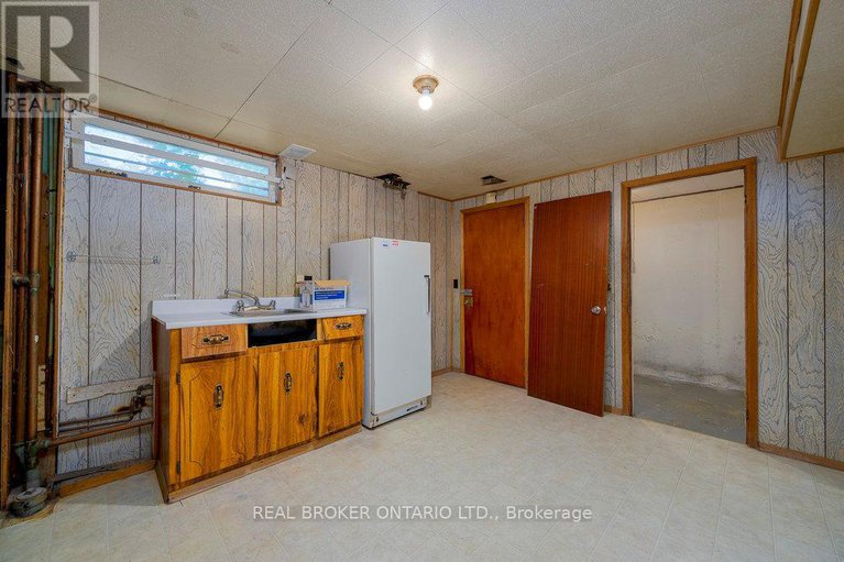28389803/87-viewmount-drive/meadowlandscrestview/ottawa/ontario/K2G3B9_21