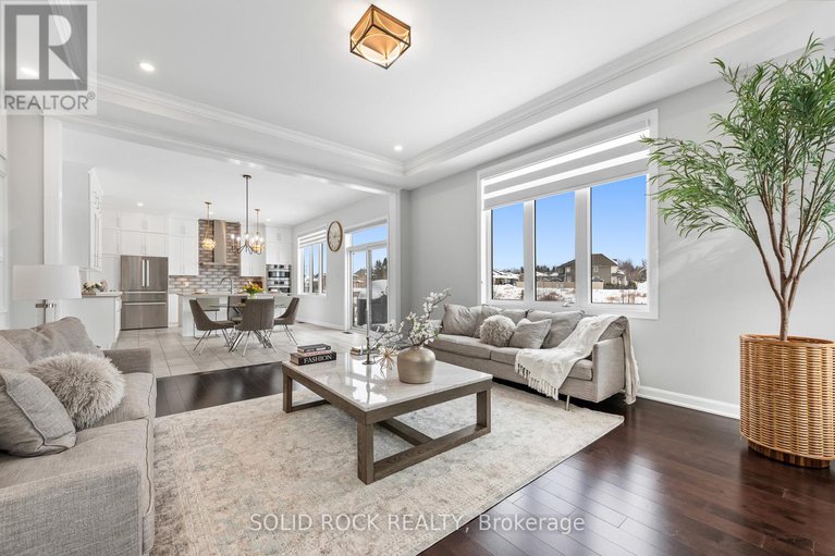 29438111/42-conch-way/mahogany-community/ottawa/ontario/K4M0M4_18