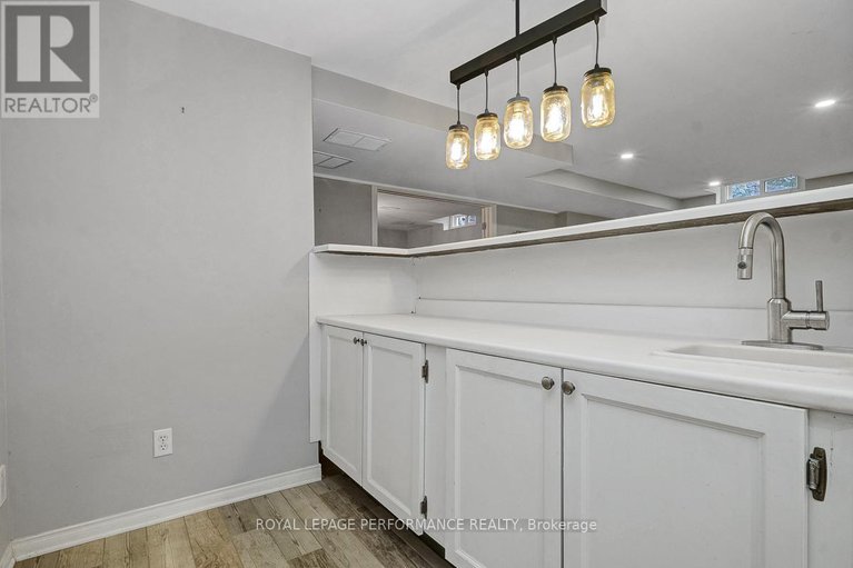 29150501/6164-ravine-way/hiawatha-parkconvent-glen/ottawa/ontario/K1C7E9_32