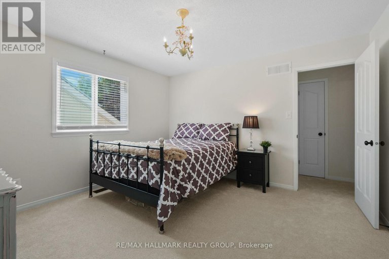 28704077/31-kyle-avenue/stittsville-central/ottawa/ontario/K2S1G9_30