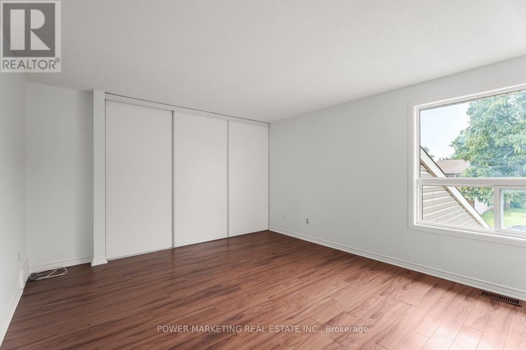 28583636/1631-saxony-crescent/pineview/ottawa/ontario/K1B5K8_19