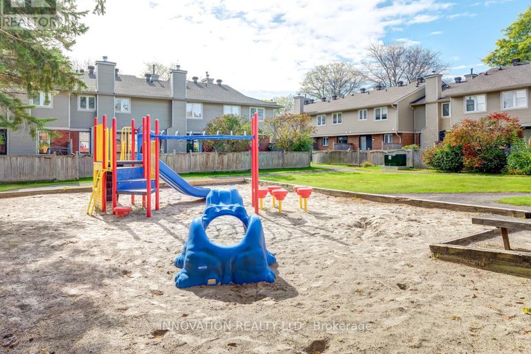 28851562/1645-du-sommet-place/chateauneuf/ottawa/ontario/K1C4Z9_43