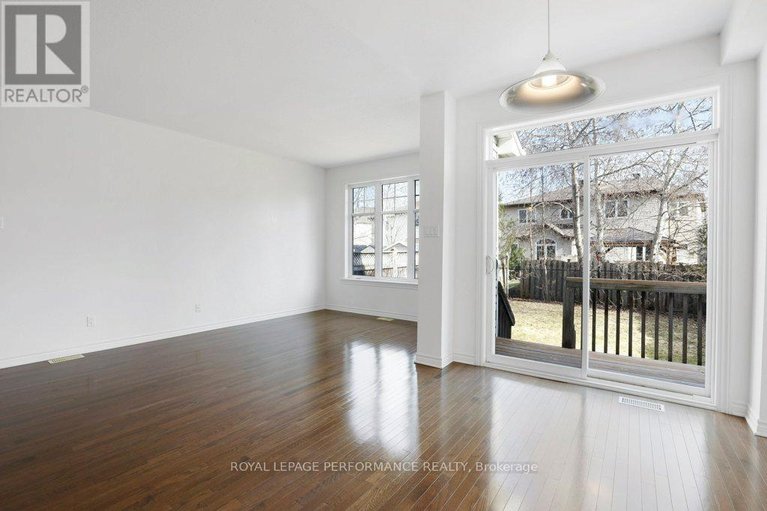 29648460/203-bradwell-way/blossom-parkkemp-parkfindlay-creek/ottawa/ontario/K1T4J4_19