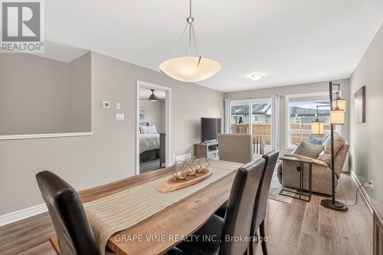 29484450/923-leishman-drive/mississippi-mills-ramsay-twp/mississippi-mills/ontario/K0A1A0_16