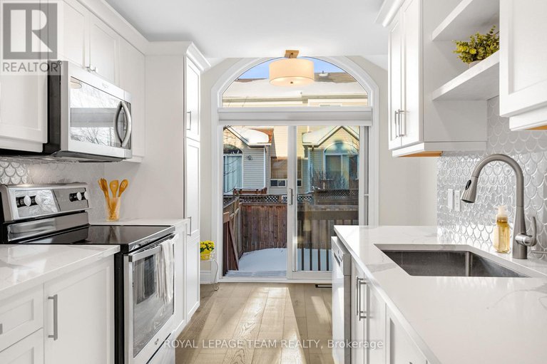 29425119/1925-windwood-place/chapel-hill/ottawa/ontario/K1C7K7_42