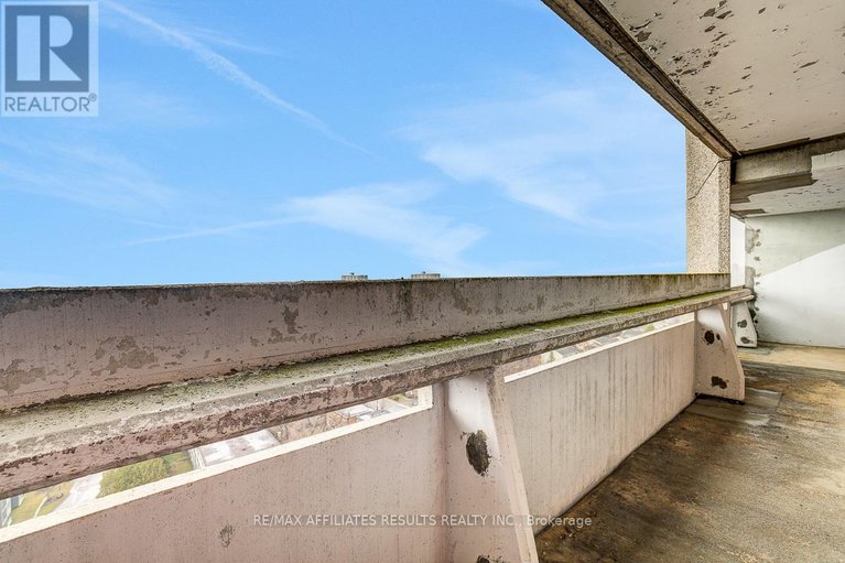 29621627/1609-415-greenview-avenue/britannia/ottawa/ontario/K2B8G5_33