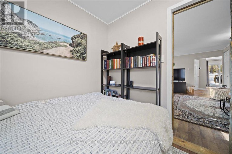 28747497/191-macmillan-lane/constance-bay/ottawa/ontario/K0A3M0_25