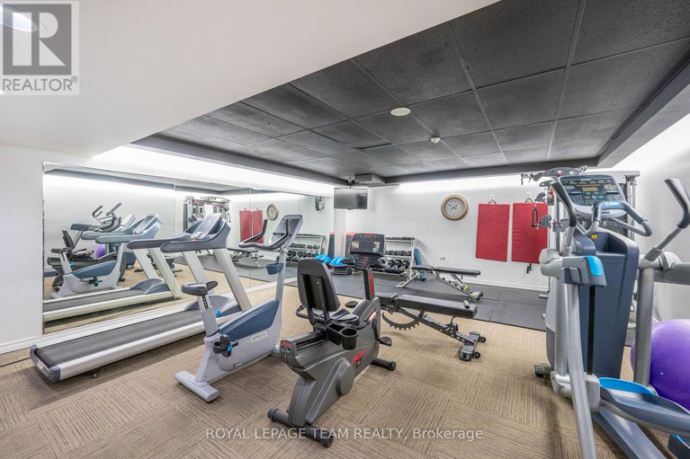 29312741/1506-2760-carousel-crescent/emerald-woodssawmill-creek/ottawa/ontario/K1T2N4_24