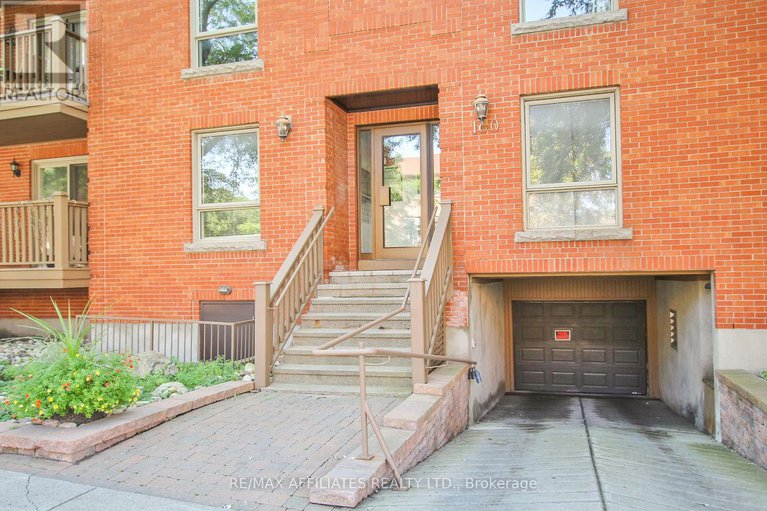 28334395/1-160-bruyere-street/lower-townbyward-market/ottawa/ontario/K1N5E1_7
