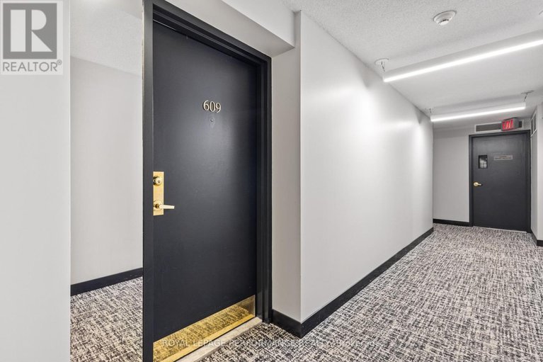 29581425/609-225-alvin-road/manor-park/ottawa/ontario/K1K4H6_6