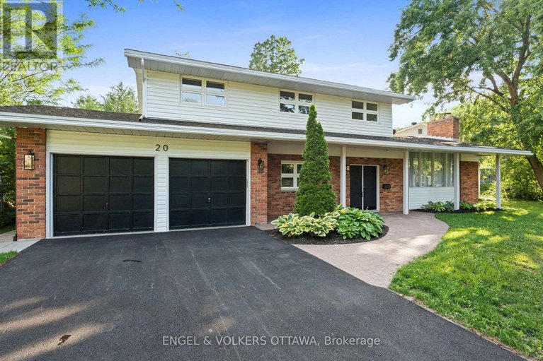 20 Mohawk Crescent