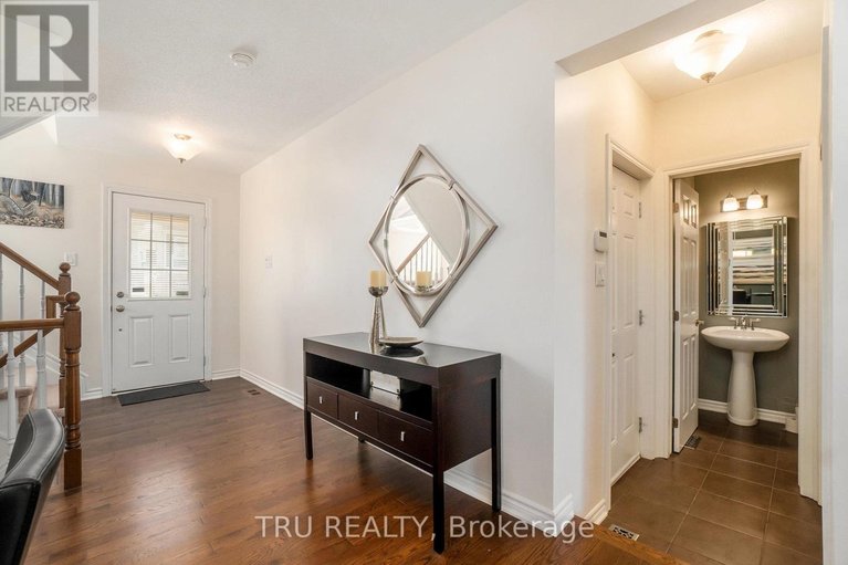 29633177/567-millars-sound-way/half-moon-bay/ottawa/ontario/K2J6K5_4