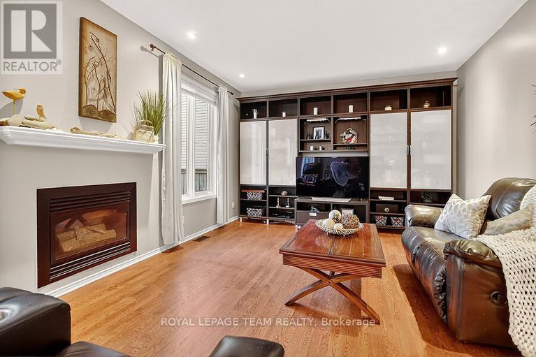 28929559/22-birchfield-avenue/emerald-meadowstrailwest/ottawa/ontario/K2M2N5_20