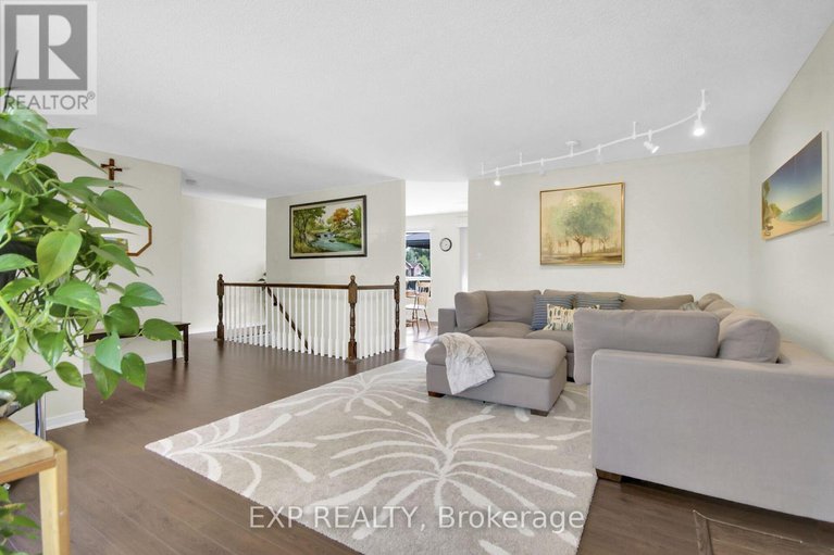 28766879/6454-waterbury-lane/north-gower/ottawa/ontario/K0A2T0_6