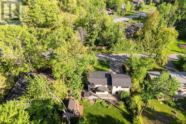 28492503/9-burnbank-street/grenfell-glen/ottawa/ontario/K2G0H2_44