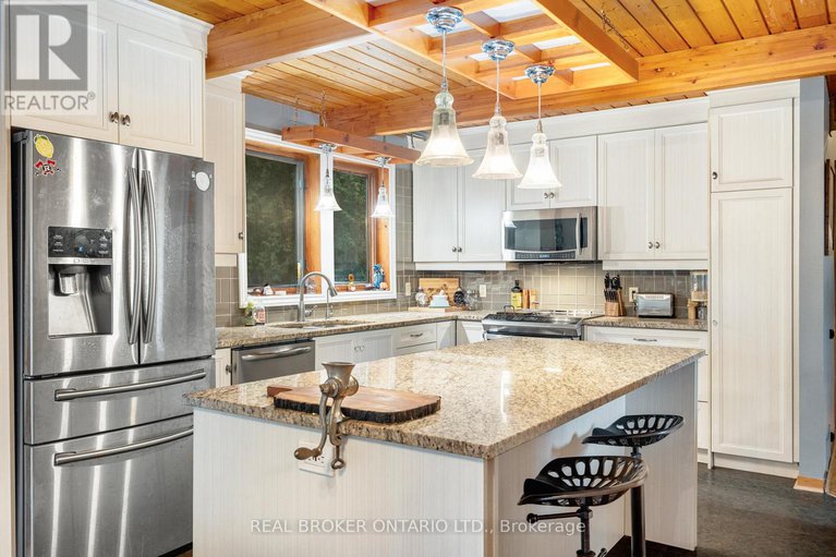 29124745/1-woodland-drive/mcnabbraeside-twps/mcnabbraeside/ontario/K0A1G0_22