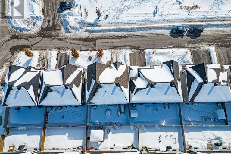 29388290/547-ponthieu-circle/orleans-village/ottawa/ontario/K1W0N5_46