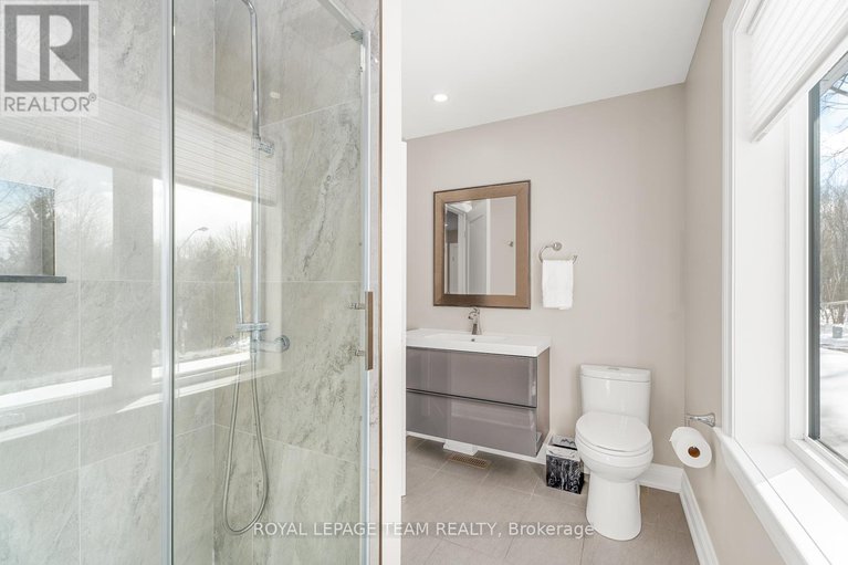 28299932/83-birch-avenue/manor-park/ottawa/ontario/K1K3G7_27