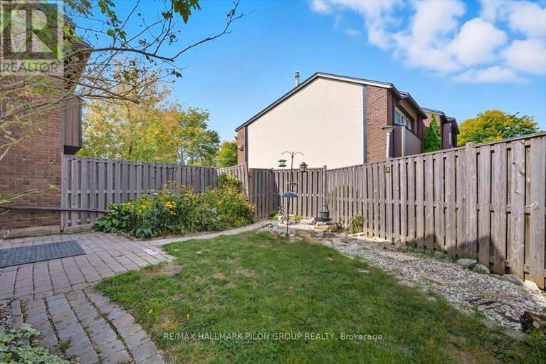 28886959/22-1900-marquis-avenue/beaconwood/ottawa/ontario/K1J8J2_18