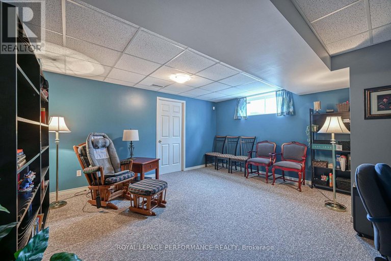 28233202/4191-wolfe-point-way/riverside-southgloucester-glen/ottawa/ontario/K1V1P5_40