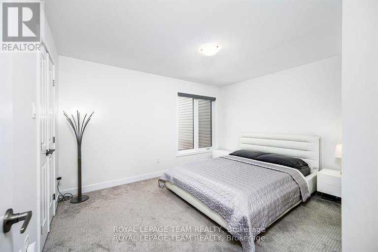 28271159/341-big-dipper-street/riverside-southgloucester-glen/ottawa/ontario/K4M0J3_16