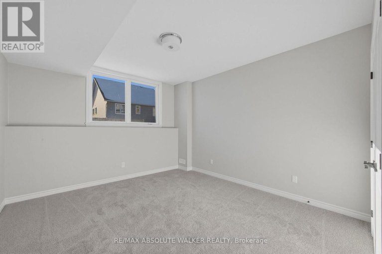 29674696/803-antonio-farley-street/camelot/ottawa/ontario/K4A5N3_43