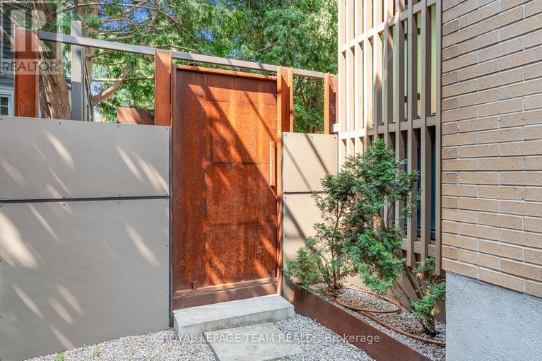 28623559/50-bertrand-street/lindenlea/ottawa/ontario/K1M1Y6_30