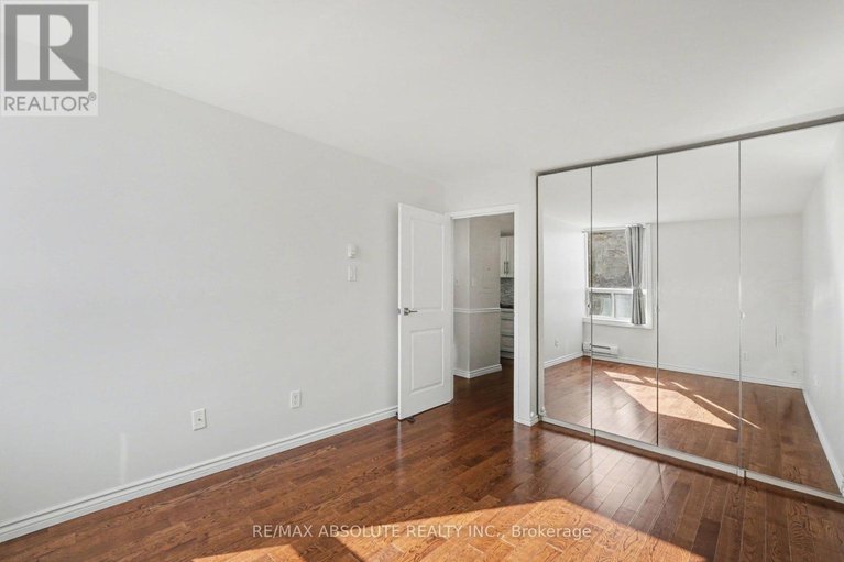 29438113/305-1177-belanger-avenue/billings-bridge/ottawa/ontario/K1H8N7_16