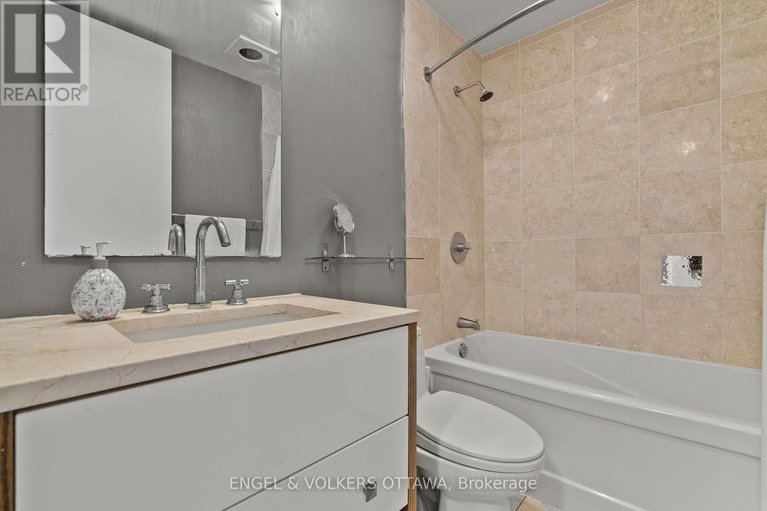 29432606/807-201-parkdale-avenue/mechanicsville/ottawa/ontario/K1Y1E8_12