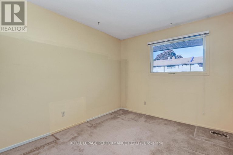 28835566/7-carmichael-court/beaverbrook/ottawa/ontario/K2K1K1_19