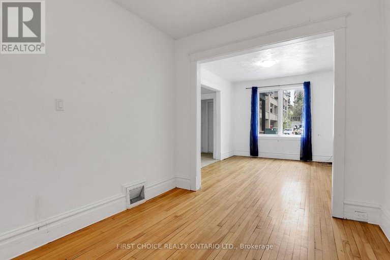 28322285/293-powell-avenue/west-centre-town/ottawa/ontario/K1S2A6_9