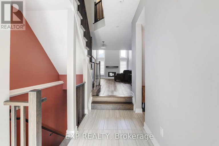 29402072/1053-lunar-glow-crescent/riverside-southgloucester-glen/ottawa/ontario/K4M0J9_3