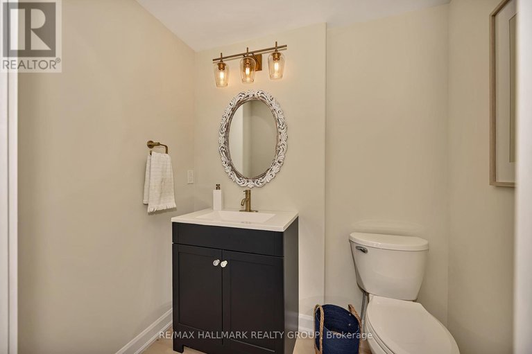 29573891/1025-diamond-street/clarencerockland-twp/clarence-rockland/ontario/K4K1P6_44