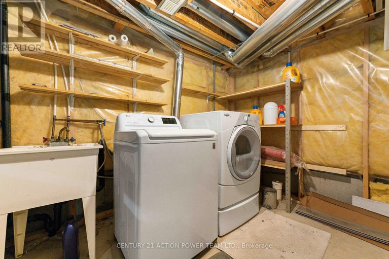 28387395/965-gosnell-terrace/fallingbrookgardenway-south/ottawa/ontario/K4A5C5_40