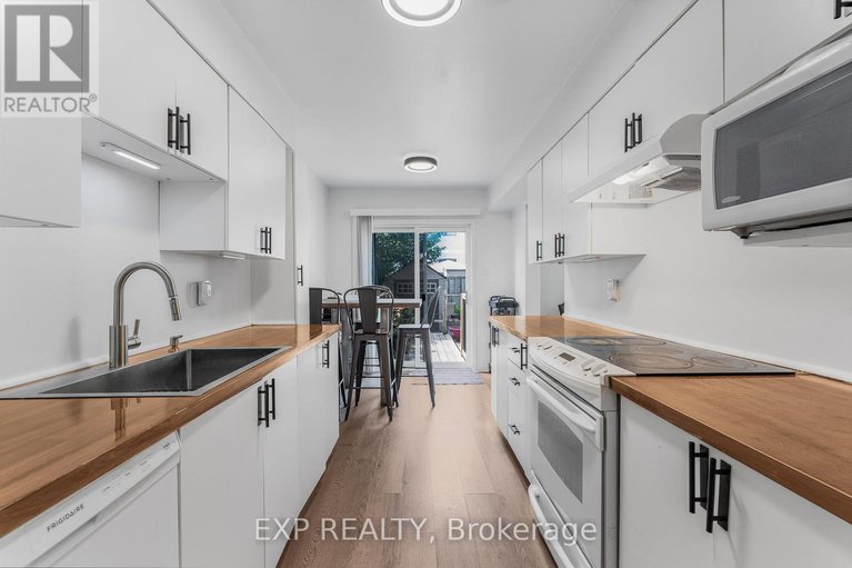 28620331/44-tobermory-crescent/morgans-grantsouth-march/ottawa/ontario/K2K3M4_9