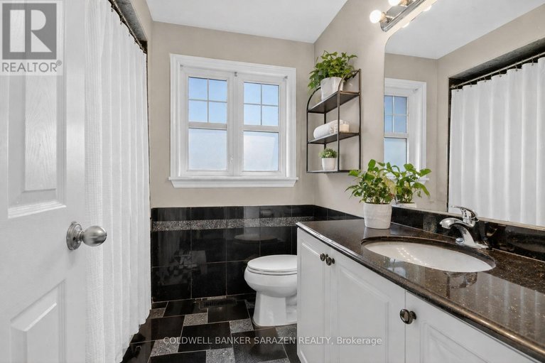 29667905/149-august-lily-crescent/riverside-southgloucester-glen/ottawa/ontario/K1V2E3_38