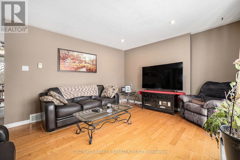 27915663/1059-flynn-avenue/fitzroy-ward-south-west/ottawa/ontario/K7S3G7_7
