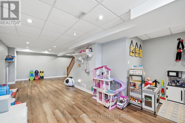 29646948/675-potvin-avenue/town-of-rockland/clarence-rockland/ontario/K4K1H2_36