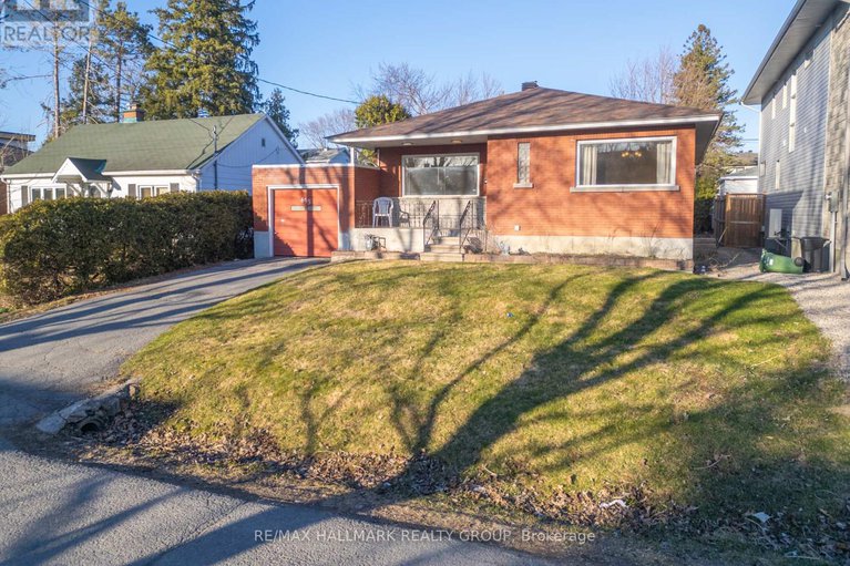 28479703/495-wentworth-avenue/woodroffe/ottawa/ontario/K2B5J9_2