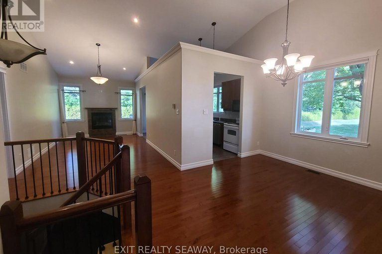 28854316/4294-schell-street/south-dundas-williamsburgh-twp/south-dundas/ontario/K0C2H0_4