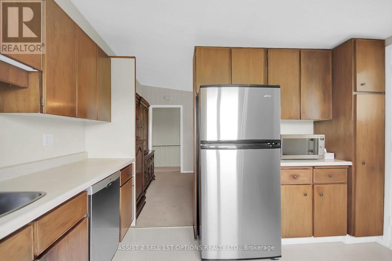 28421718/64-sullivan-avenue/meadowlandscrestview/ottawa/ontario/K2G1V2_12