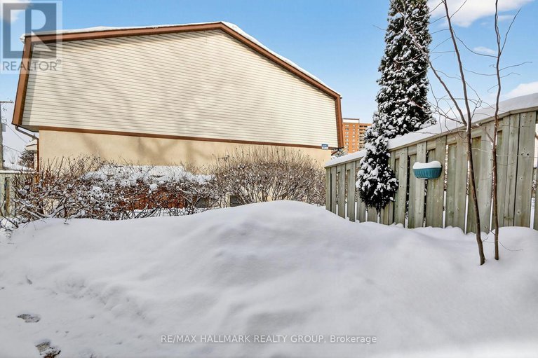 29306749/15-2640-draper-avenue/redwood-park/ottawa/ontario/K2H8V3_35