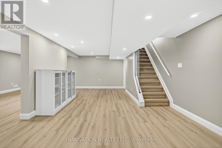 29537324/1056-heenan-terrace/manotick-long-island-nicholls-island/ottawa/ontario/K4M1J2_32