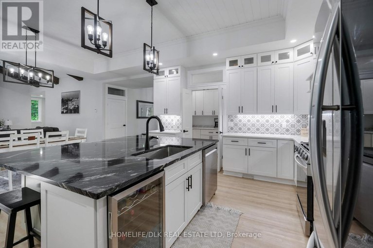 28785762/201-bracken-avenue/drummondnorth-elmsley-north-elmsley-twp/drummondnorth-elmsley/ontario/K7A4S4_8