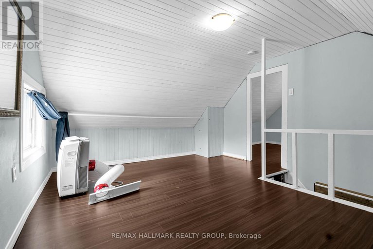 29155780/10450-clark-road/north-dundas-mountain-twp/north-dundas/ontario/K0E1S0_17