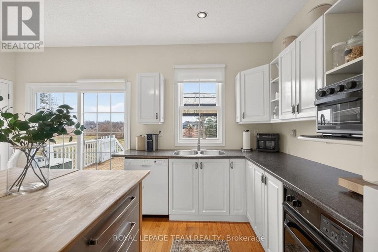 29568130/180-route-500-road/russell-twp/russell/ontario/K4R1E5_16